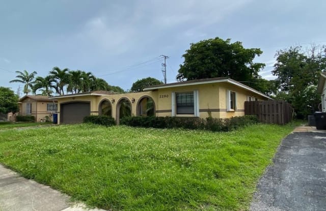 2290 NW 32nd Ter - 2290 Northwest 32nd Terrace, Lauderdale Lakes, FL 33311