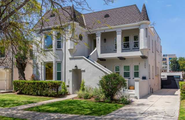 1211 S Highland Ave - 1211 South Highland Avenue, Los Angeles, CA 90019