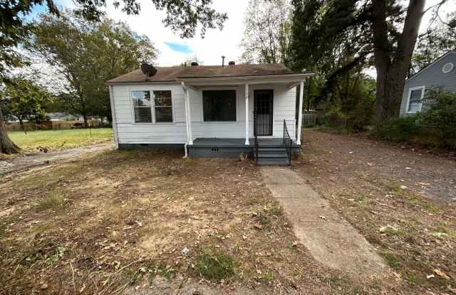 Photo of 3 Bedroom home central air and heat