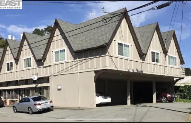 301 Poplar St #1 - 301 Poplar Street, Tamalpais-Homestead Valley, CA 94941