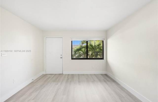 Photo of 1330 W 29th St