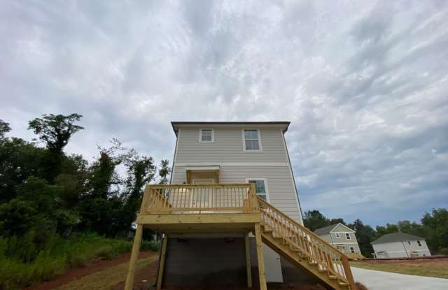 PRE-LEASING FOR AUGUST 2026! NEW CONSTRUCTION!