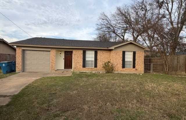 Photo of 202 W. Cotter Ave.