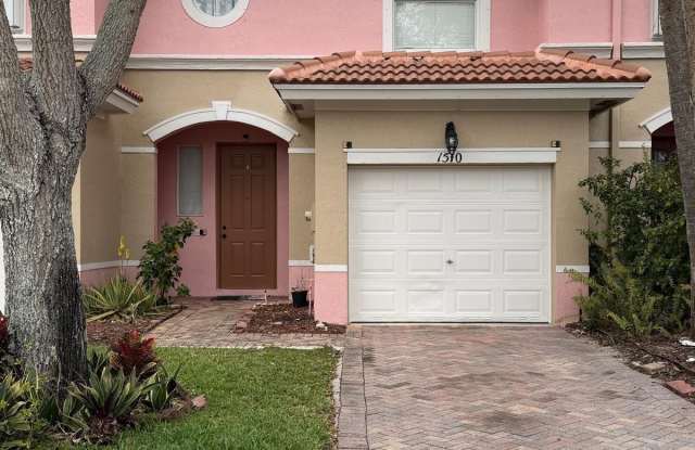 1510 Seminole Palms Drive