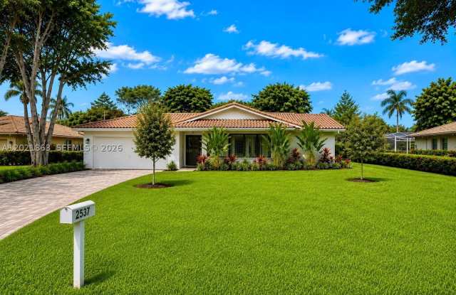 2537 NW 116th Ter