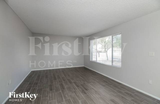 5909 South Palm Drive