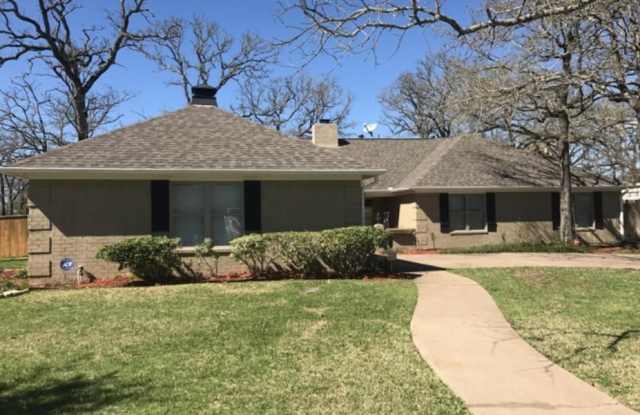 2701 Teakwood Court