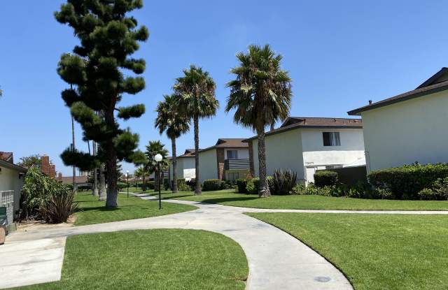 Photo of Orangewood Garden Apartments