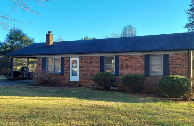 168 Polly Dr - 168 Polly Road, Iredell County, NC 28625