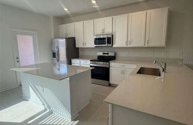 1901 FULFILLMENT DRIVE