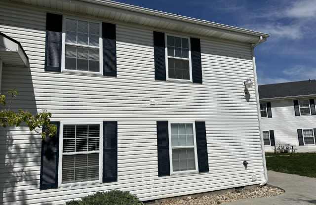 114 Davis Avenue - 101