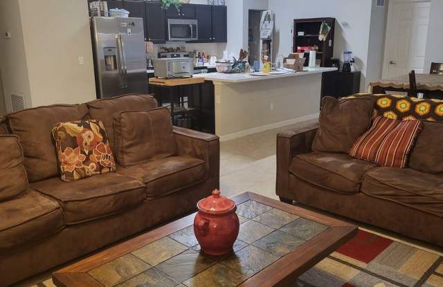 865 SW MCCRACKEN AVENUE