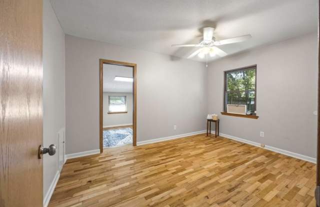 Photo of 1815 N Woolsey Ave