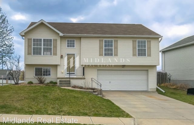 8108 S 158th Street - 8108 South 158th Street, Sarpy County, NE 68136