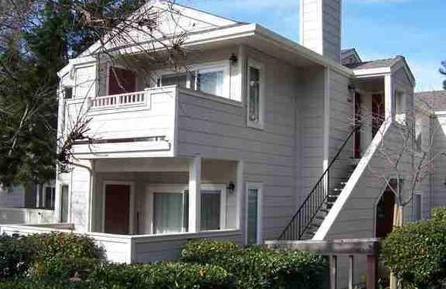 Spacious Remodeled Condo in desireable Community