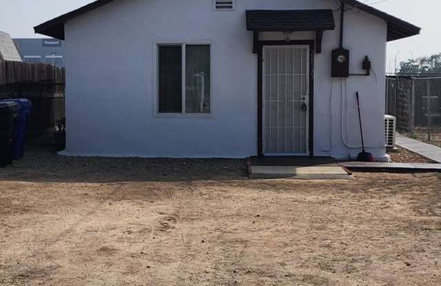 Photo of Charming 1br 1ba Highland Property