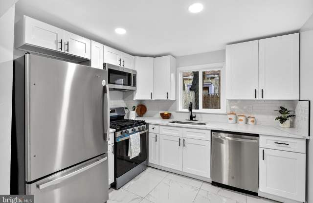 Photo of 903 KIRKWOOD Street