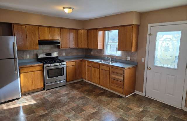 Photo of 96 E Schuyler St