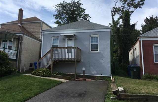 155 Strawberry Hill Avenue - 155 Strawberry Hill Avenue, Woodbridge, NJ 07095