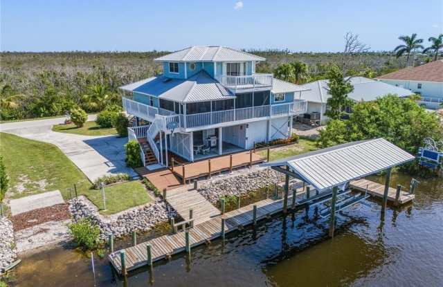 4011 Galt Island Avenue