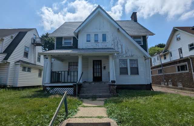 Prime Living: Unmatched Apartment in Canton's Vibrant Community