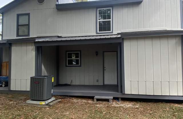 122 Hampton Drive - 1