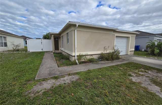 Photo of 4876 30th Ave