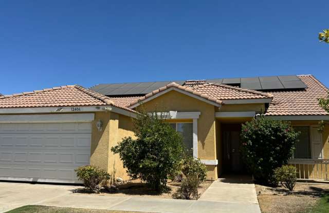 Great Family Home in Southwest Bakersfield