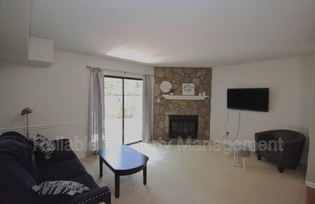 7125 Sandy Creek Dr