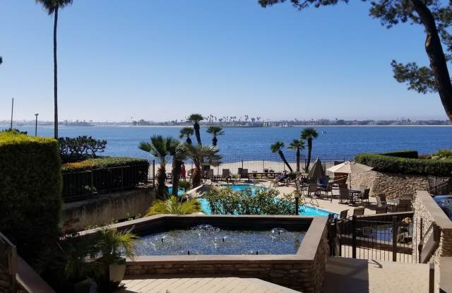 Mission Bay (Sail Bay) Crown Point 2bed 2bath 1625 sqft, Water View