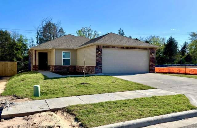 New Construction Living: 3 Bed, 2 Bath, 2-Car Garage - 7818 Melody Lane, Fort Smith, AR 72916