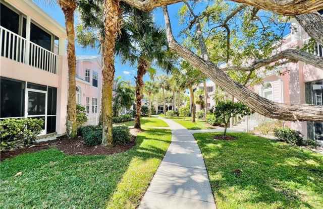 411 NE Plantation Road unit: 526