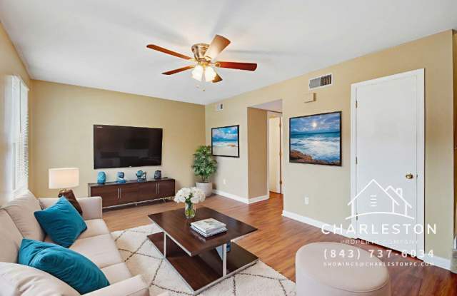 Photo of 2318 Applebee Way