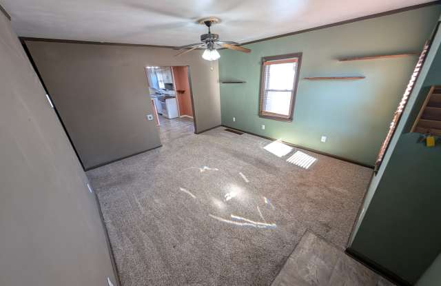 1112 East Douglas Avenue