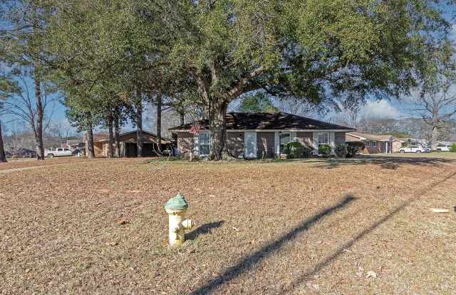 Home for rent in Prattville