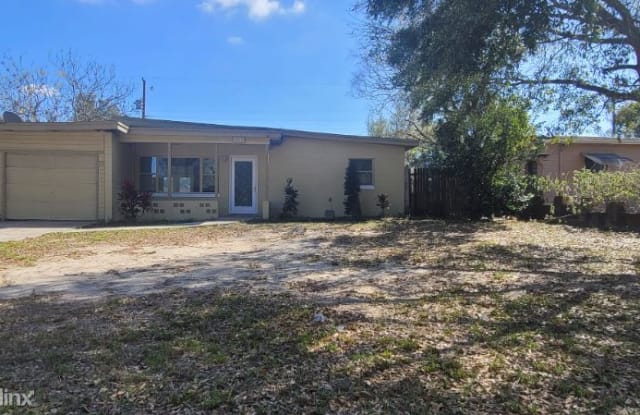 6020 W Harwood Ave - 6020 Harwood Avenue, Orlovista, FL 32835