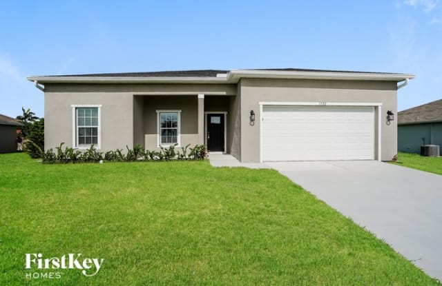 1322 Northwest 7th Avenue - 1322 Northwest 7th Avenue, Cape Coral, FL 33993