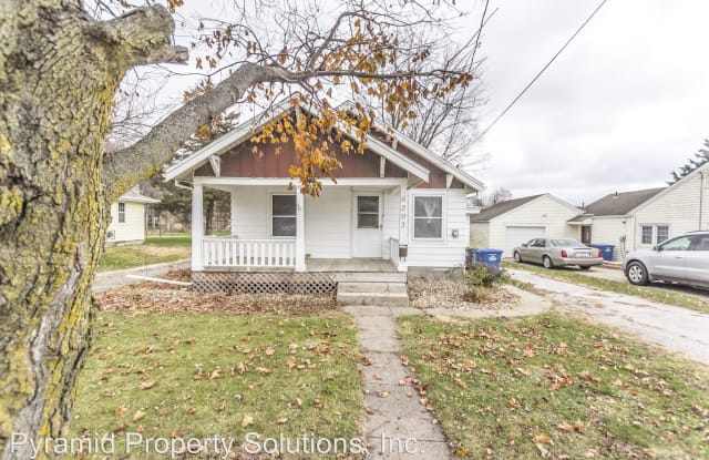 6203 SW 13th St - 6203 Southwest 13th Street, Des Moines, IA 50315