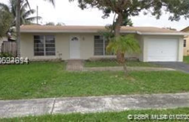 2496 NW 98th Ln - 2496 NW 98th Ln, Sunrise, FL 33322