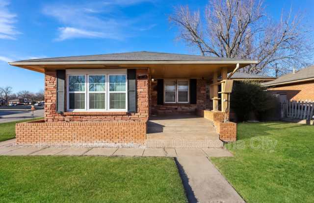 4343 NW 16th St