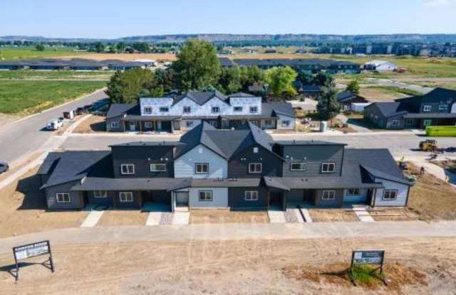 Photo of 4631 King Ave W