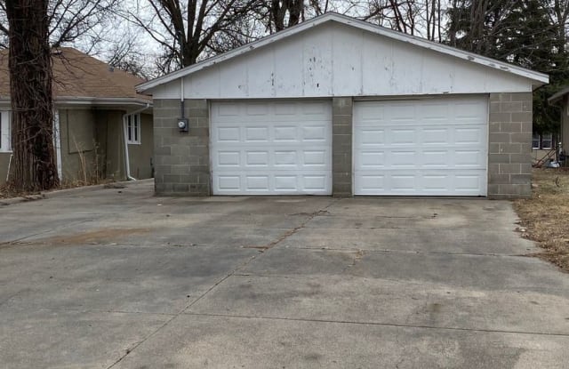 4510 Camden Ave (Shop/Garage) - 4510 Camden Avenue, Omaha, NE 68104