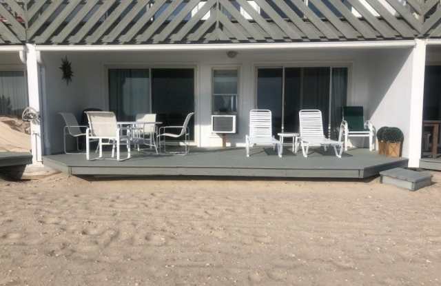 279 Dune Road