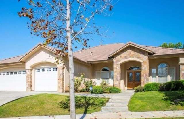 GATED COMMUNITY IN SEVEN OAKS