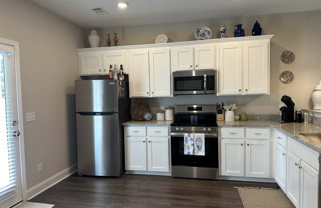 Photo of 101 Veranda Ln