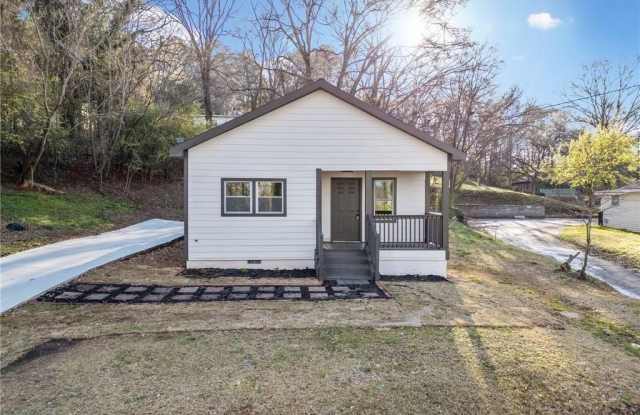 125 Roosevelt Street