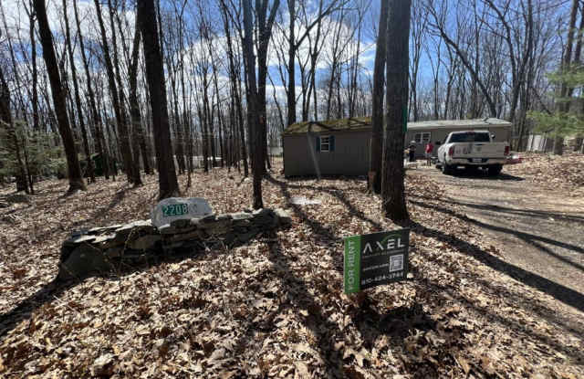 Photo of NEWLY RENOVATED HOME IN East Stroudsburg!
