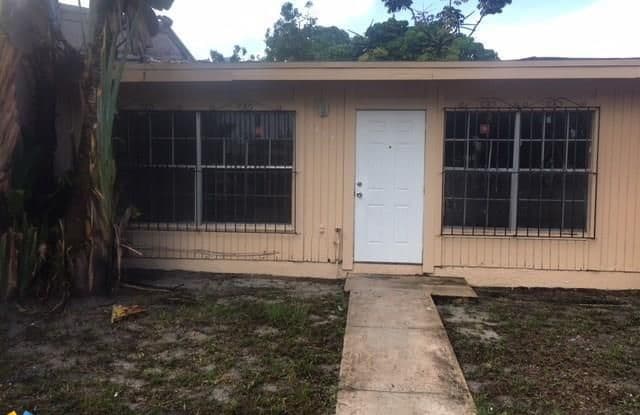 3824 NW 213th St - 3824 Northwest 213th Street, Miami Gardens, FL 33055