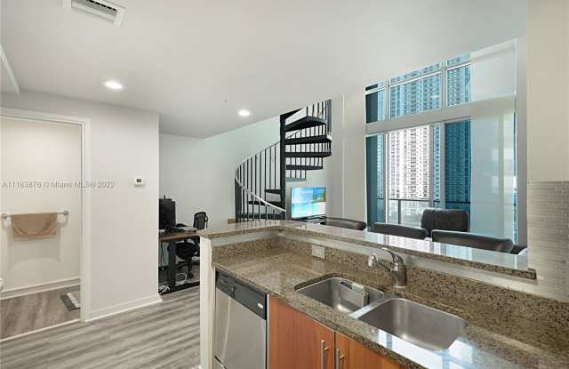 300 South Biscayne Boulevard