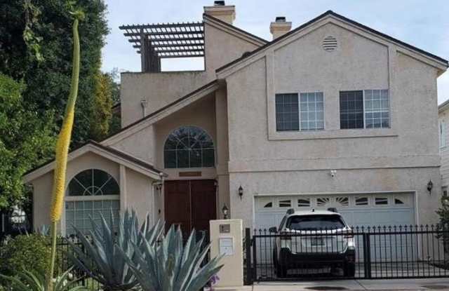 12944 Woodbridge Street